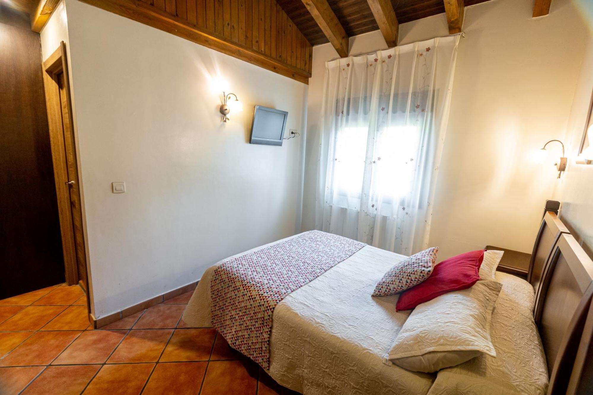 Apartamentos El Pedrayu Onís Extérieur photo